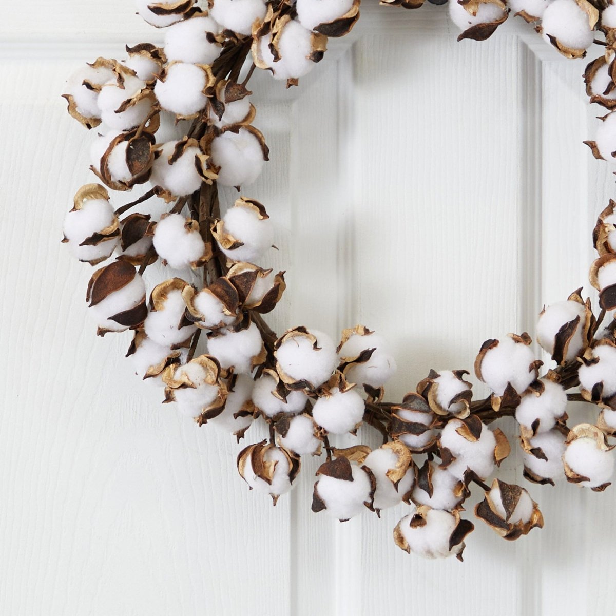 20-in Cotton Ball Wreath | Soft, Elegant Bedroom Décor