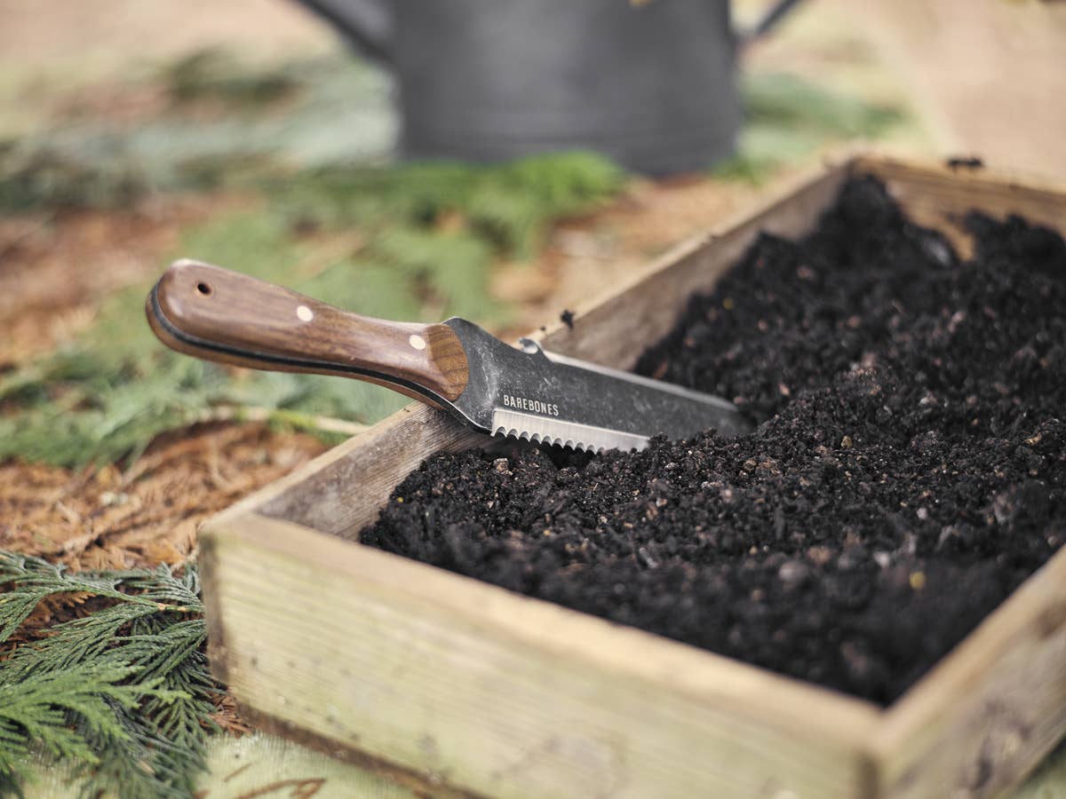 Barebones Hori Hori Classic – The Ultimate Gardening Multi-Tool
