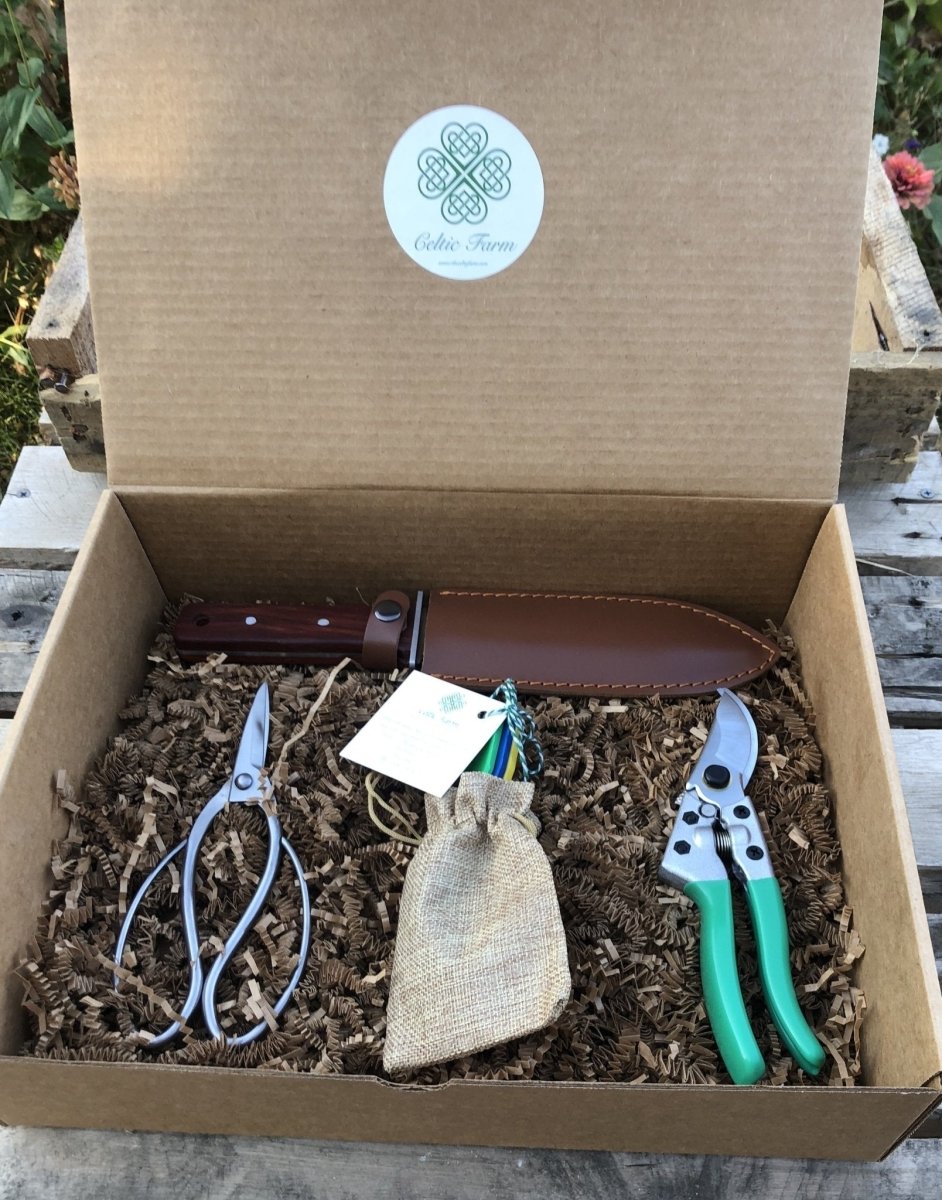 The Ultimate Gardeners Tool Gift Box