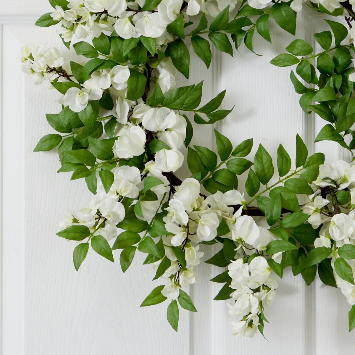  16-in Holiday Christmas Poinsettia Star Twig Wreath