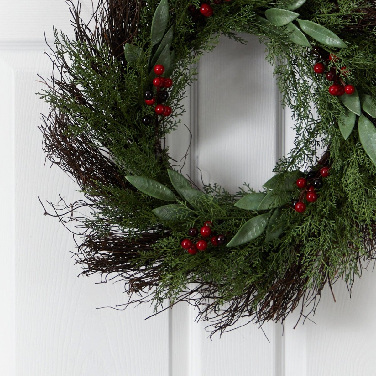  20-in Cedar And Ruscus With Berries Artificial Wreath