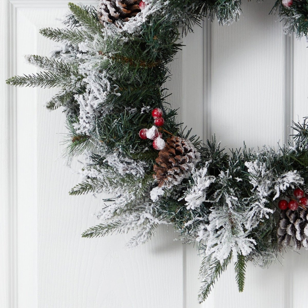  20-in Flocked Mixed Pine Christmas Wreath With LED Lights, Pine Cones & Berries