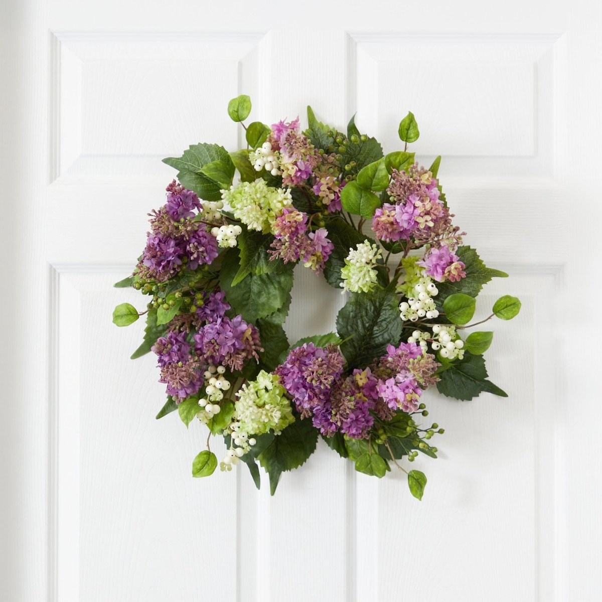  20-in Hanel Lilac Wreath | Spring-Inspired Floral Décor