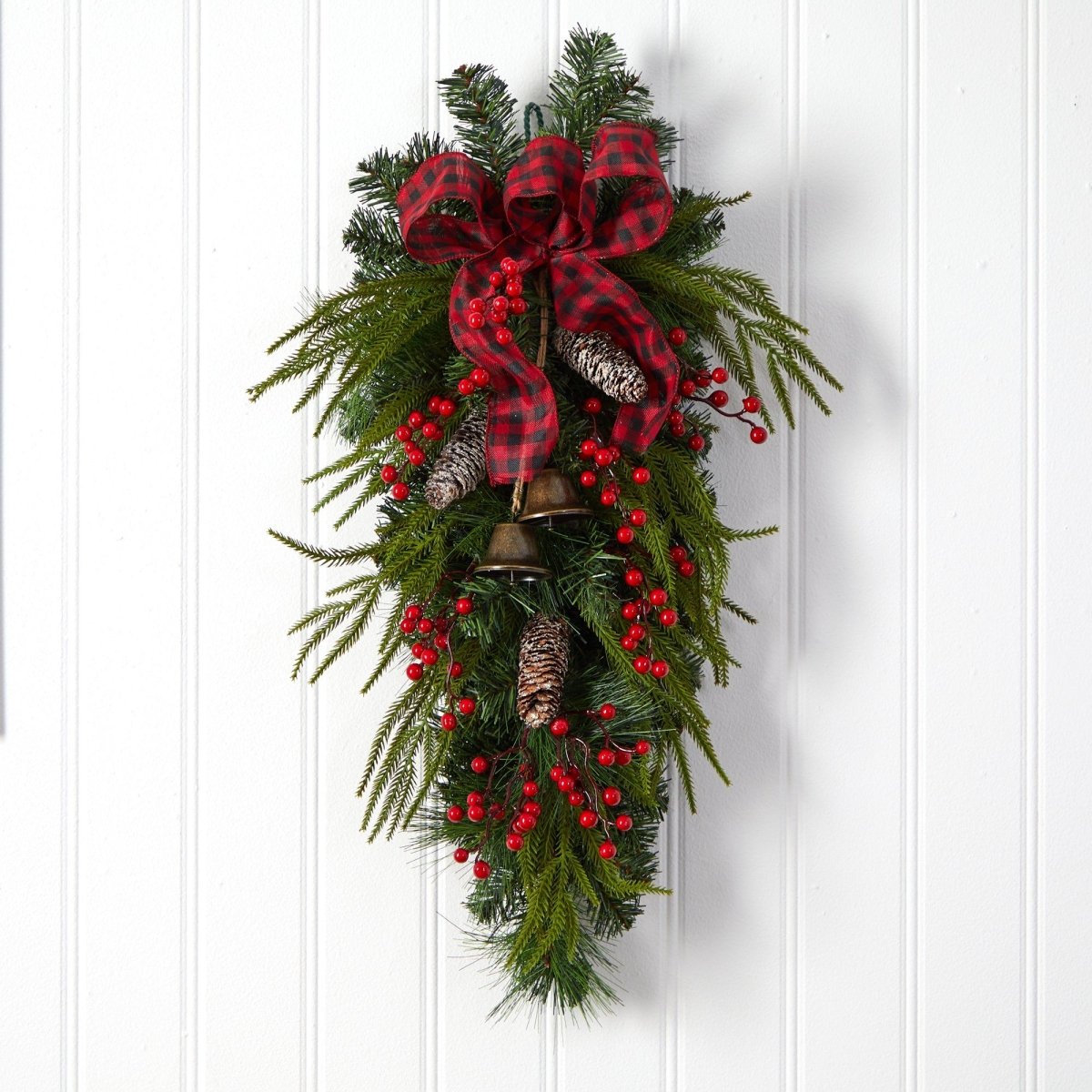  24-in Holiday Christmas Wreath With Pinecones, Berries & Bells