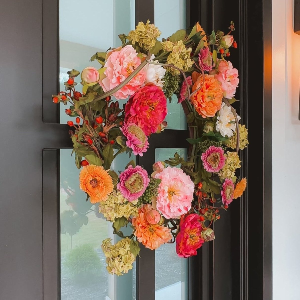  24-in Lifelike Mixed Peony Wreath – Round Pastel Blooms & Berry Accents