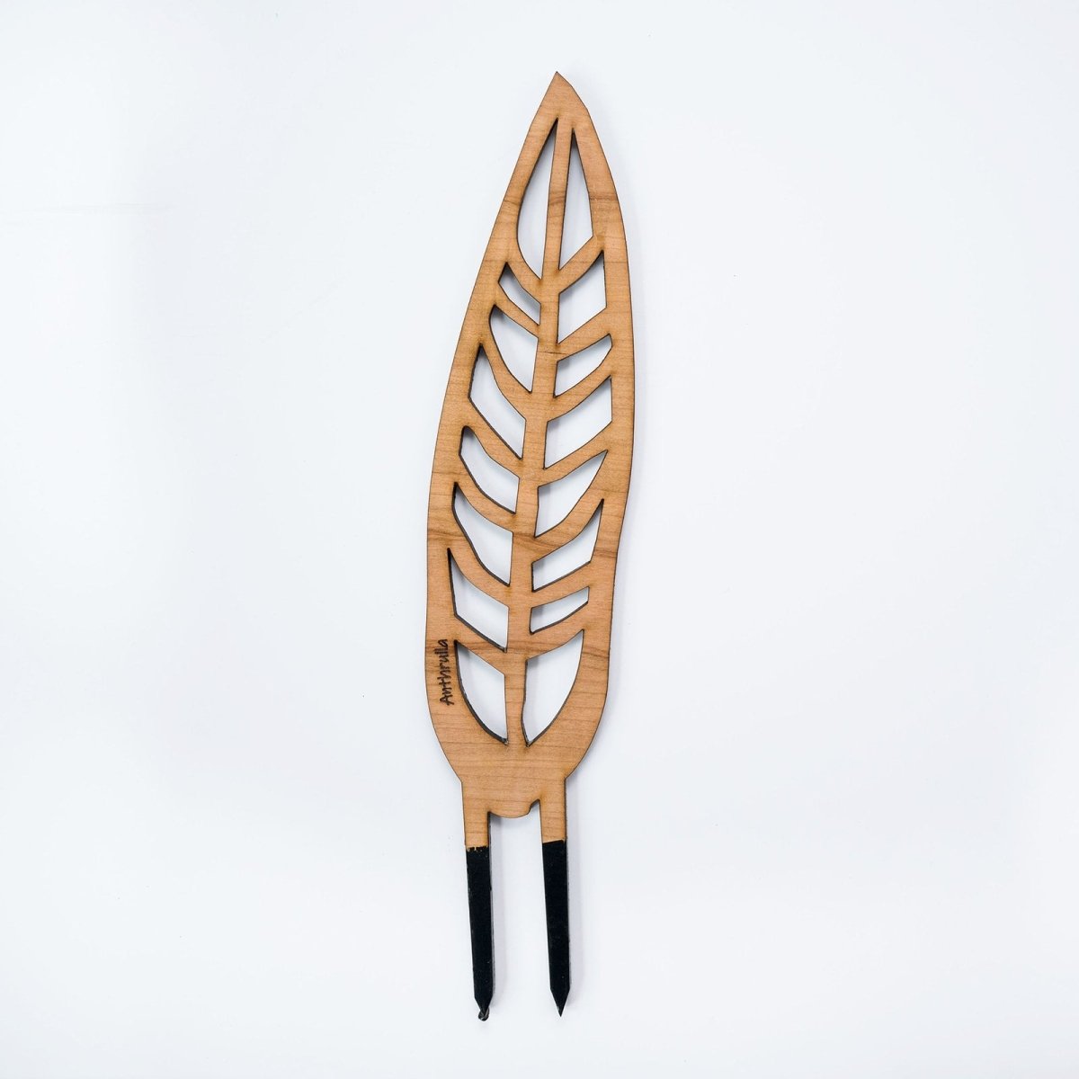  Anthrulla - Anthurium Inspired Plant Trellis