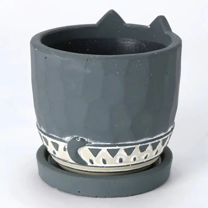  Black Cat Planter - Cement