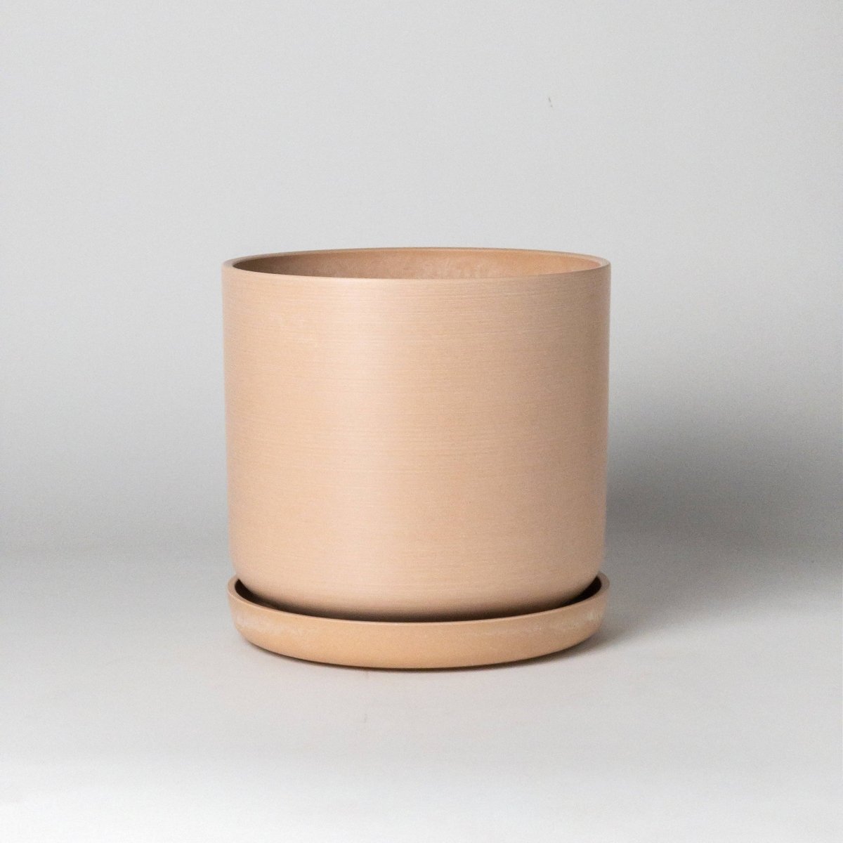  Eco-Friendly Signature Stone Planter & Saucer 9 Inch