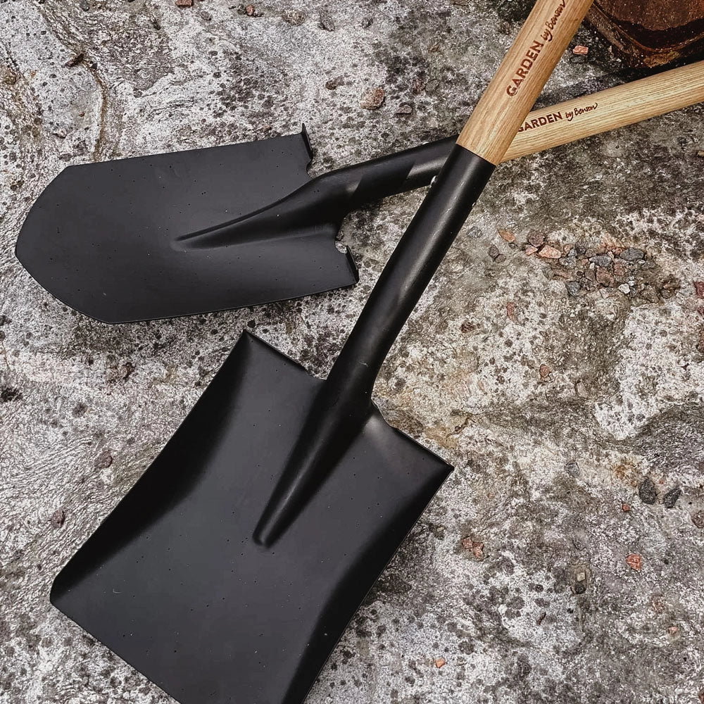  Garden Shovel Deluxe In Matte Black By Benson