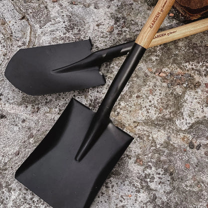 Garden Shovel Deluxe In Matte Black By Benson