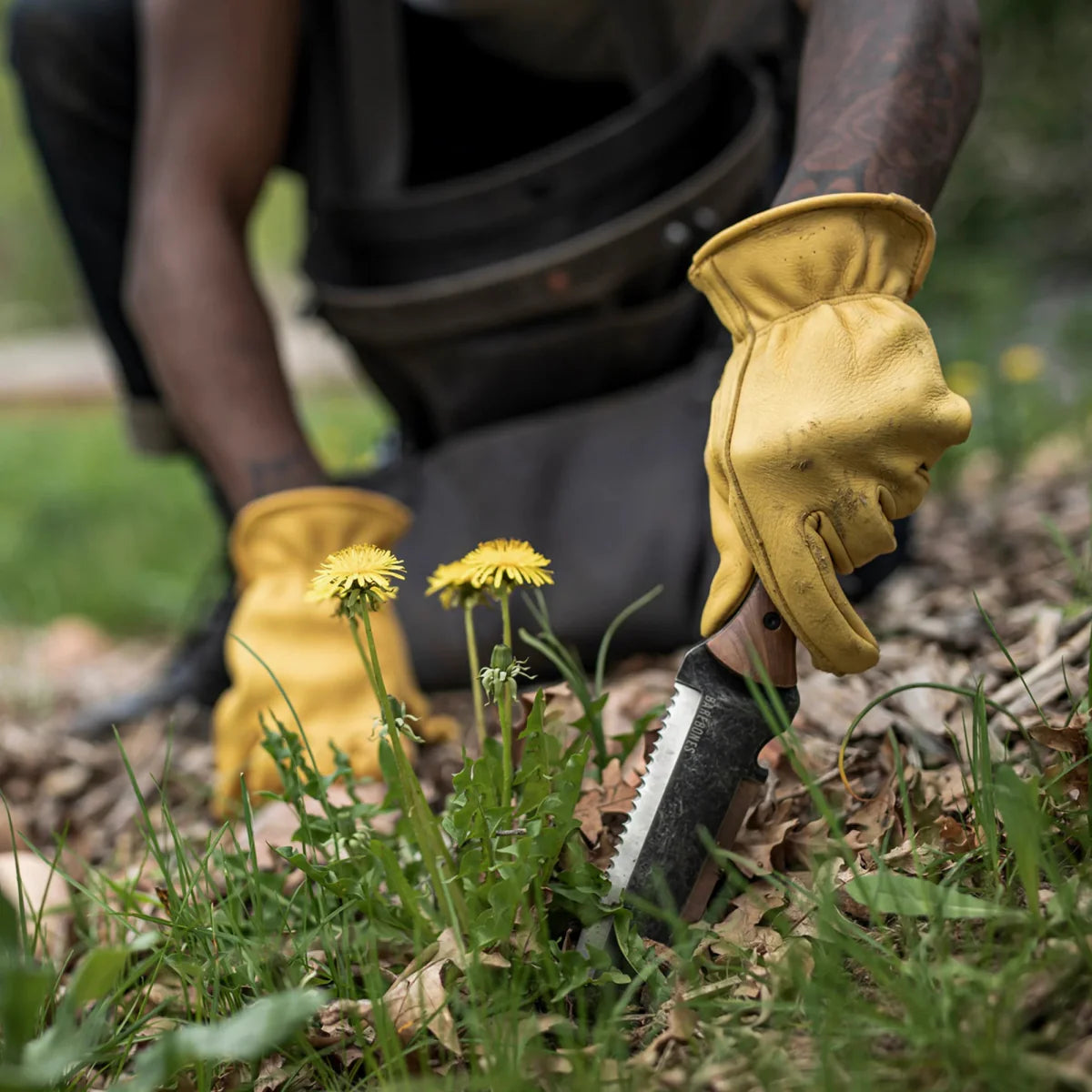Barebones Hori Hori Classic – The Ultimate Gardening Multi-Tool