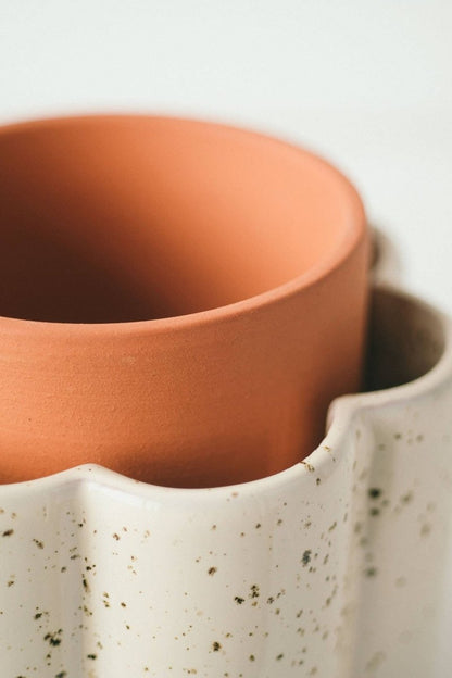  Paula Self-Watering Planter Pot – Speckled White
