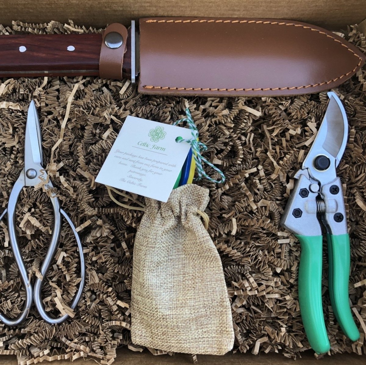  The Ultimate Gardeners Tool Gift Box